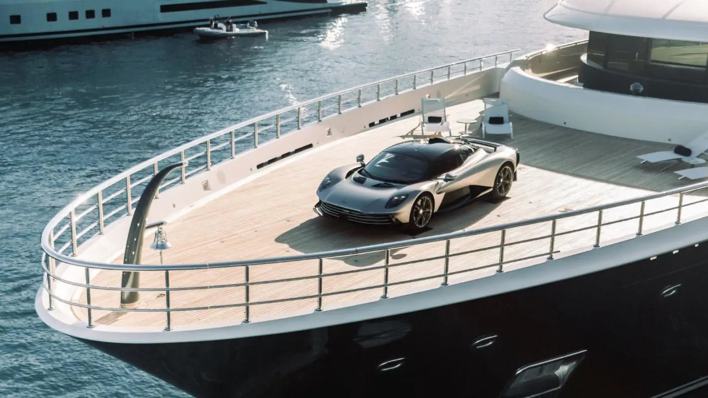 Aston Martin Valhalla : la supercar hybride qui redéfinit la performance