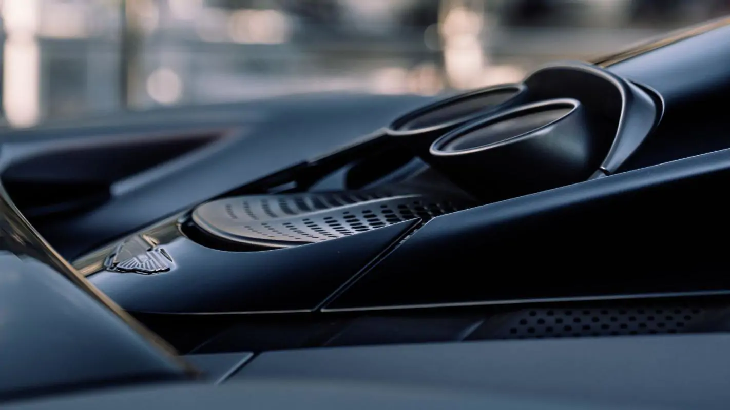 Aston Martin Valhalla